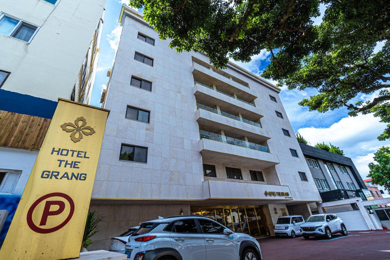 Hotel The Grang Seogwipo Exterior photo